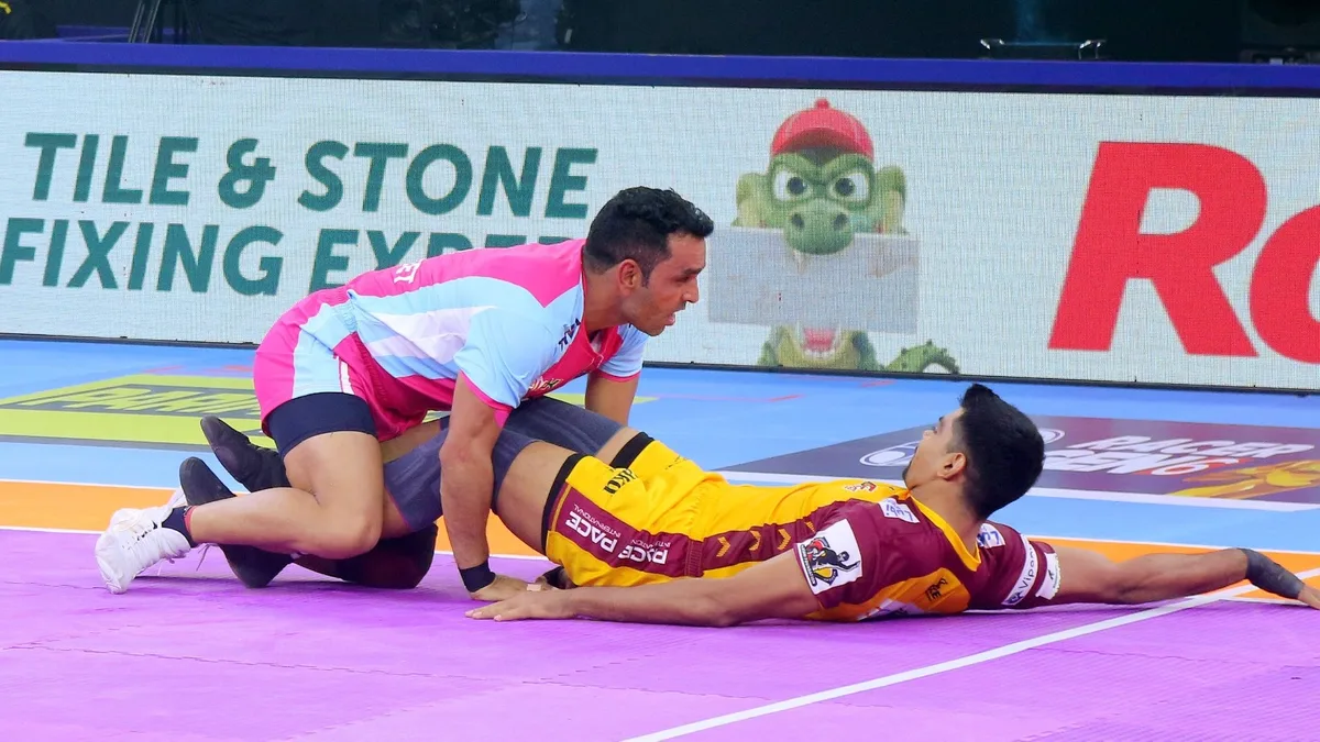 Telugu Titans square off against Dabang Delhi K. C. in Match 18 of PKL Season 11