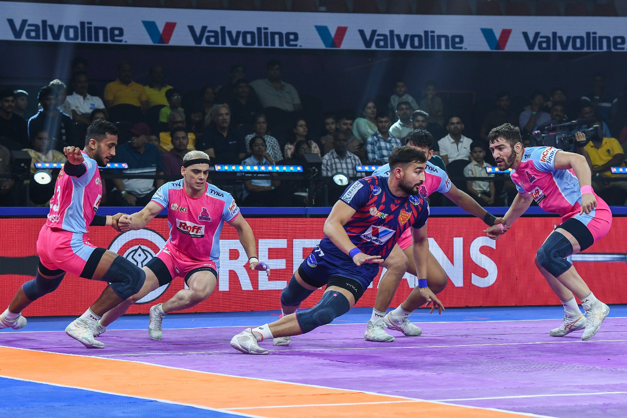 Match 3 : Dabang Delhi K.C. Vs Jaipur Pink Panthers