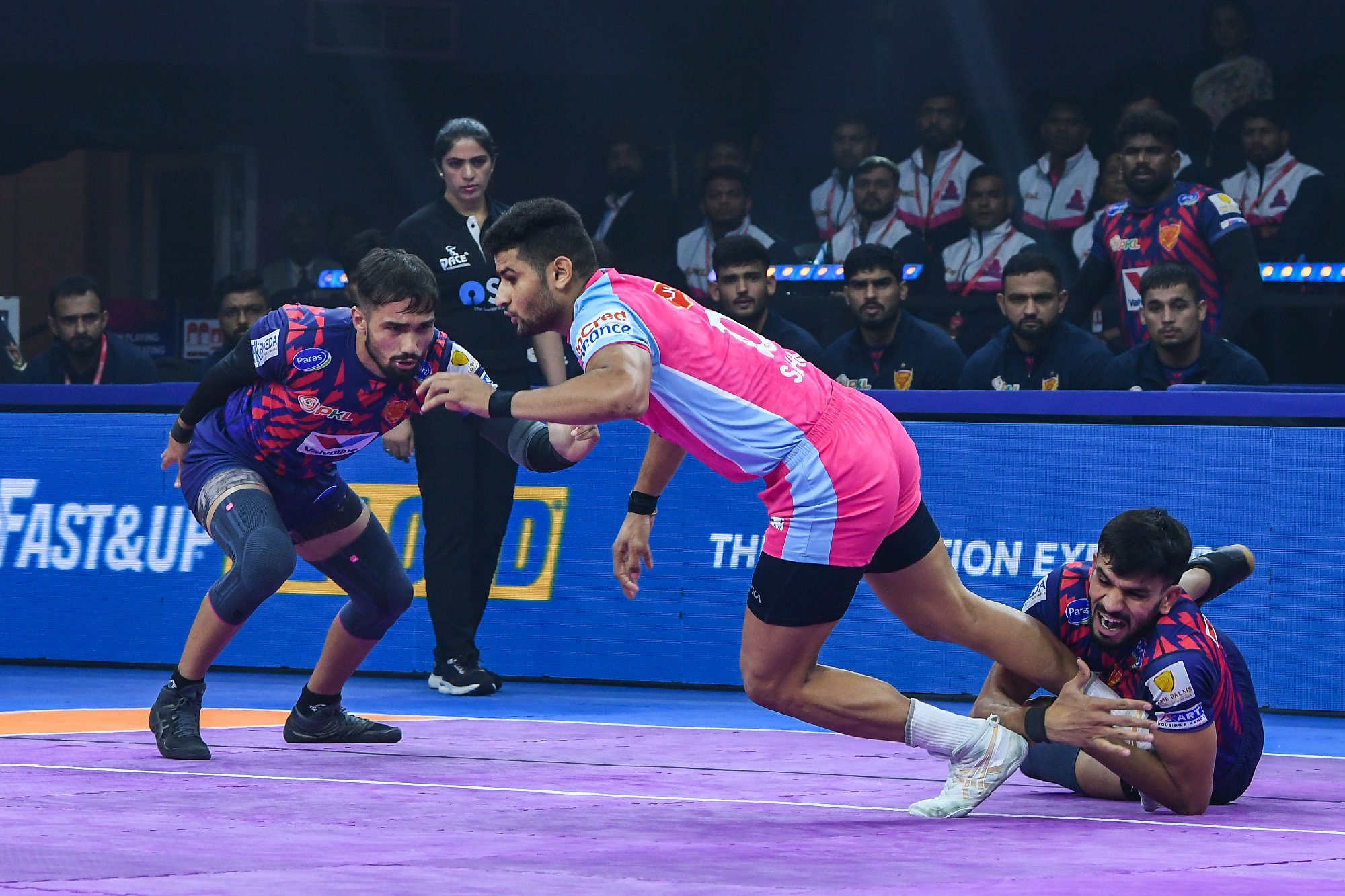 Match 3 : Dabang Delhi K.C. Vs Jaipur Pink Panthers
