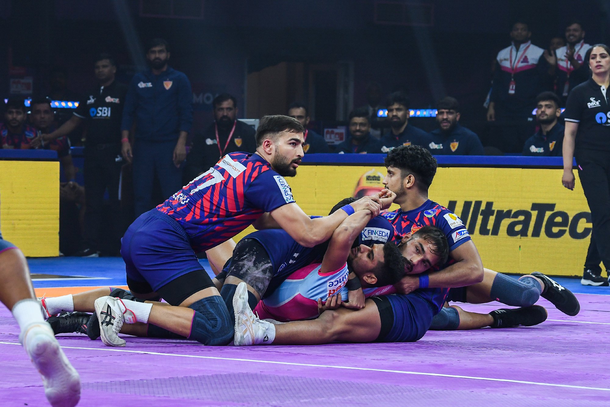 Match 3 : Dabang Delhi K.C. Vs Jaipur Pink Panthers