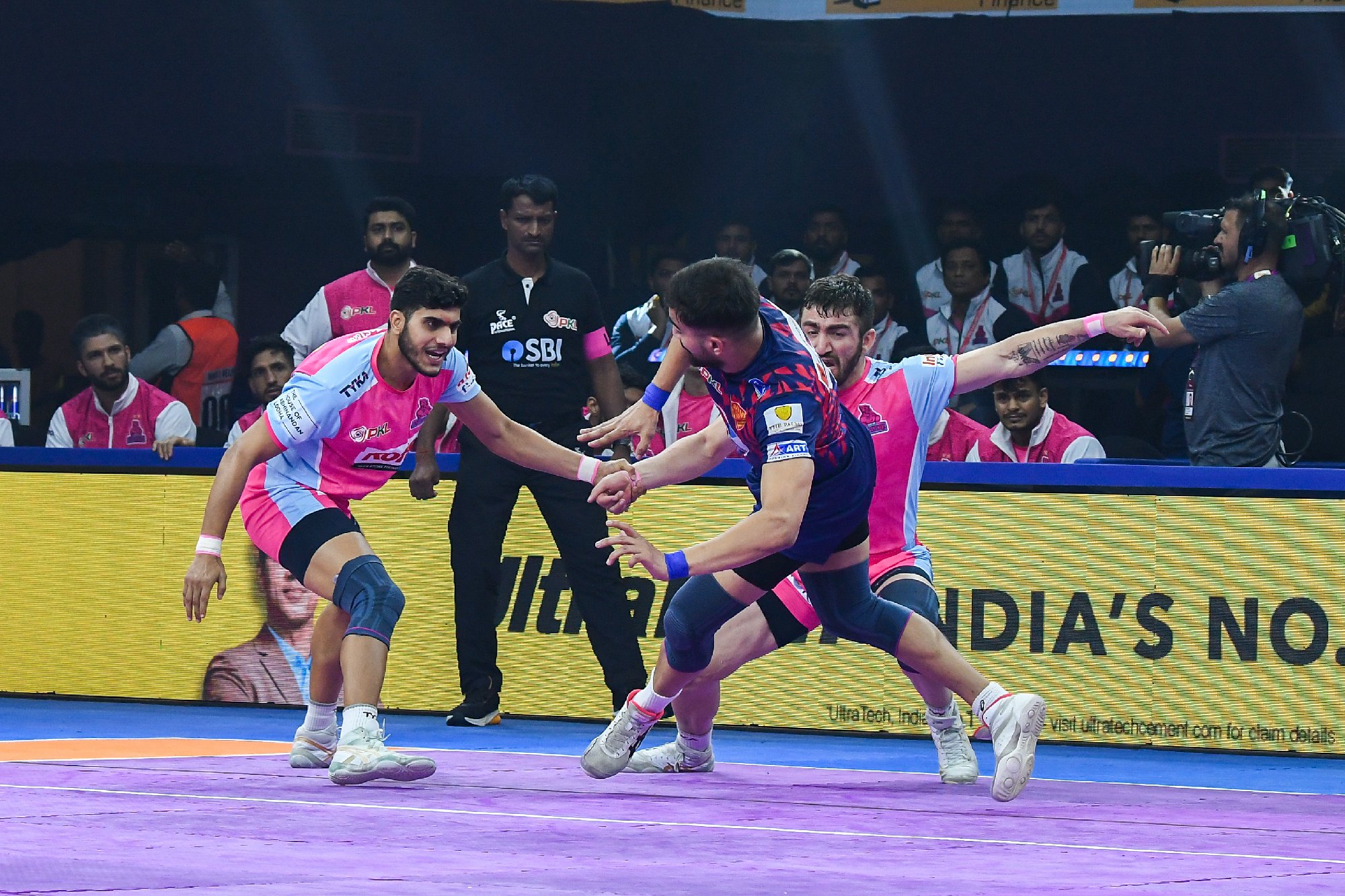 Match 3 : Dabang Delhi K.C. Vs Jaipur Pink Panthers